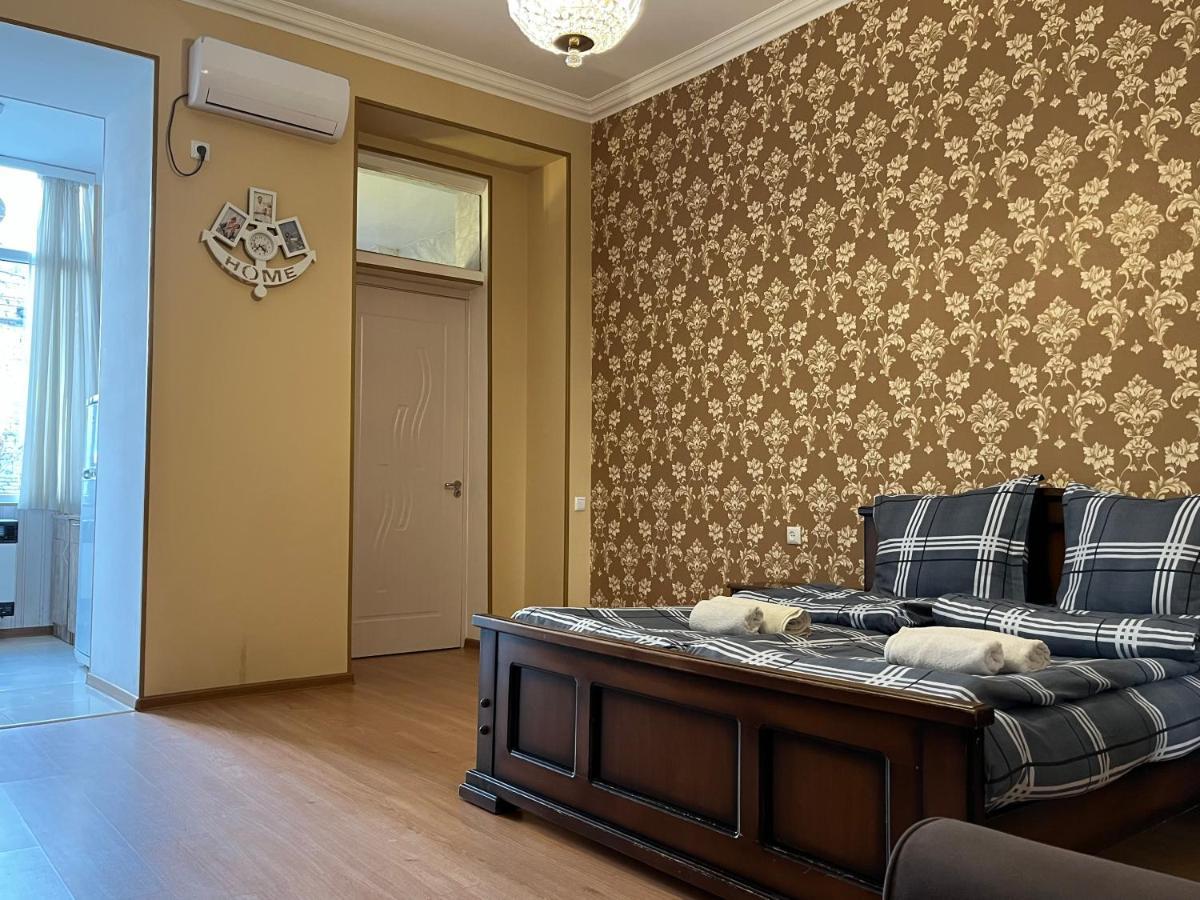 Sunny Apartments Tbilissi Extérieur photo